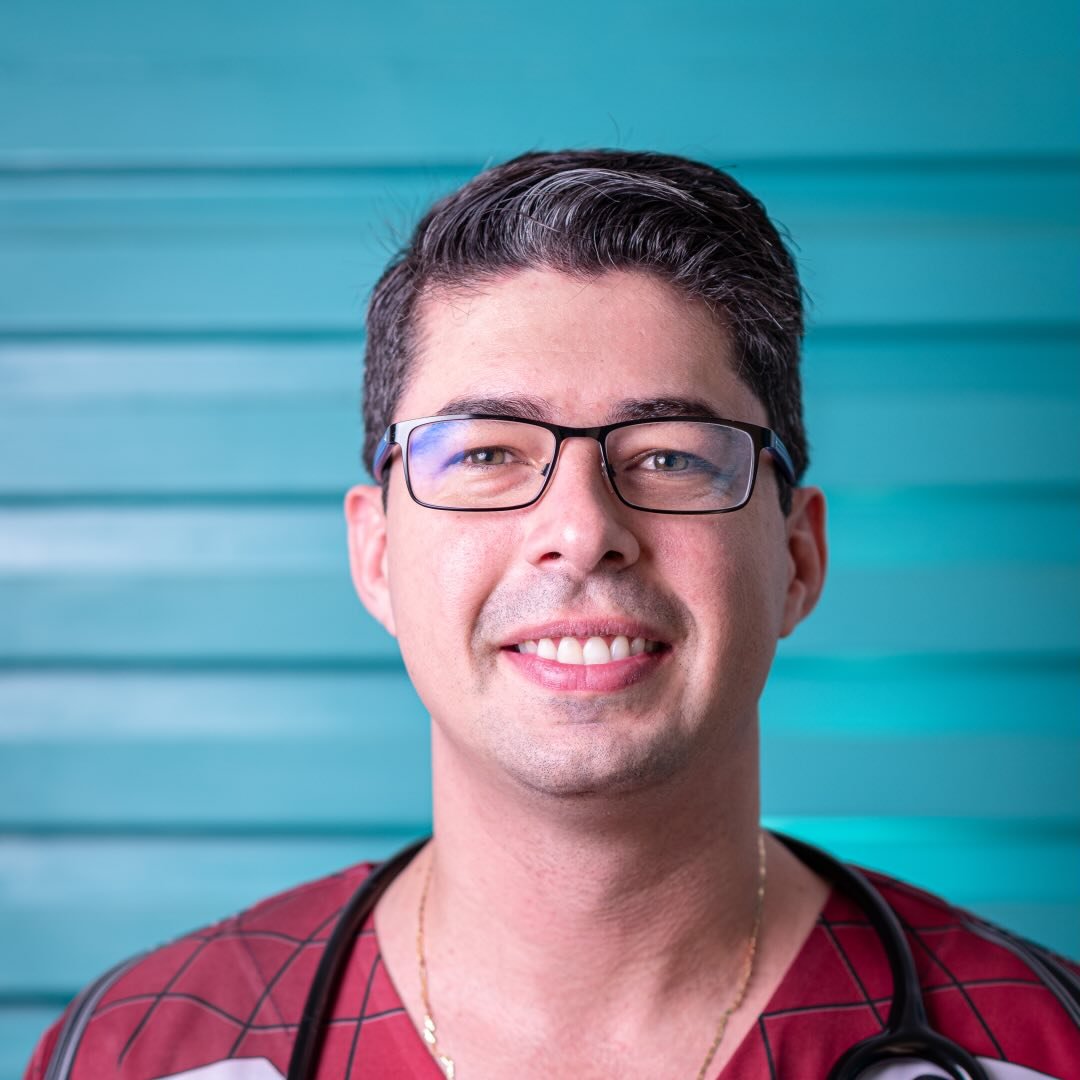 Dr. Emerson Moura Rodrigues, pediatra